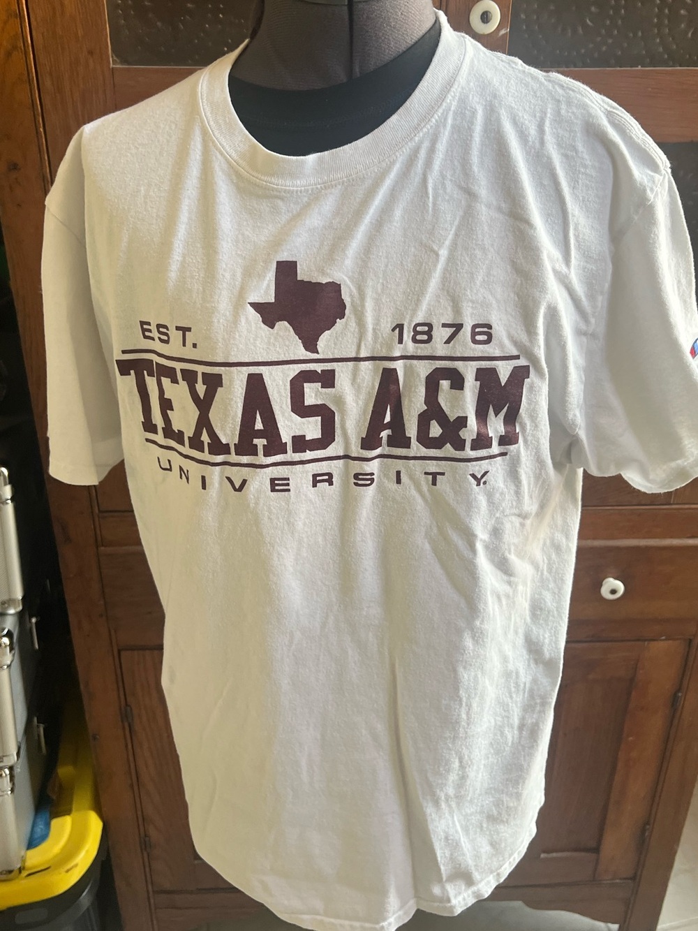 Texas A&M University White & Maroon Graphic Tee by champion size L